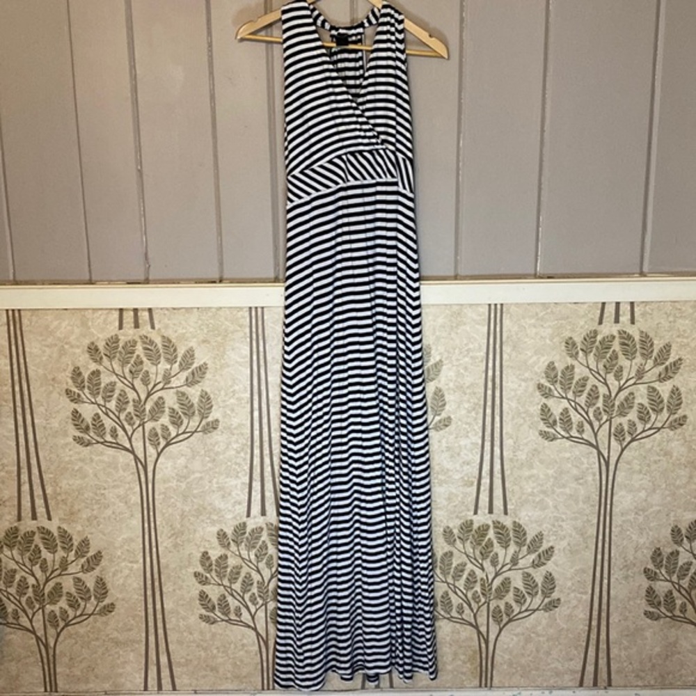 ANN TAYLOR size L black and white racer back maxi dress